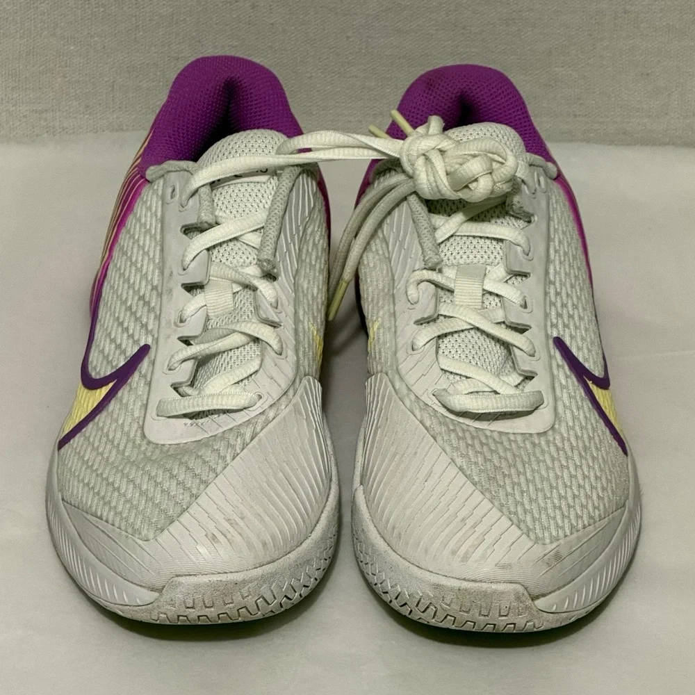 NikeCourt Air Zoom Vapor Pro 2 - size 8